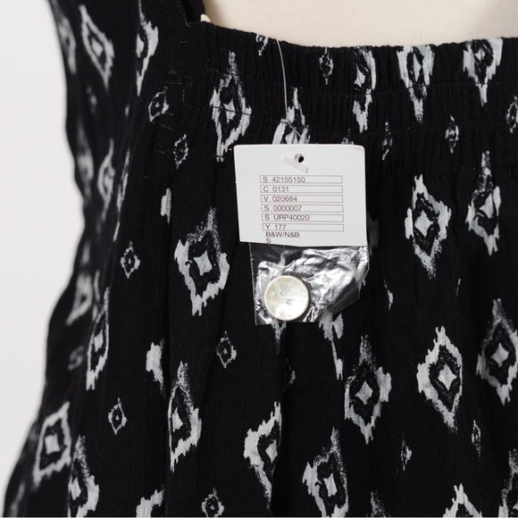 Silence + Noise Jumpsuit Urban Outfitters - Picture 9 of 11